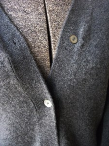 Thriftscore-cashcardi-grey-det