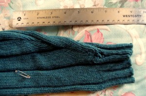 tealcardigan-sleeve